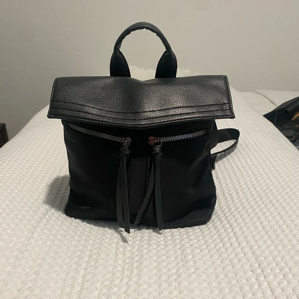 Botkier reposhing this